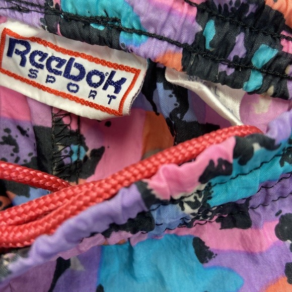 Reebok Sport Shorts Geometric Print Mens Size Large Nylon Vintage 90s - Picture 4 of 6